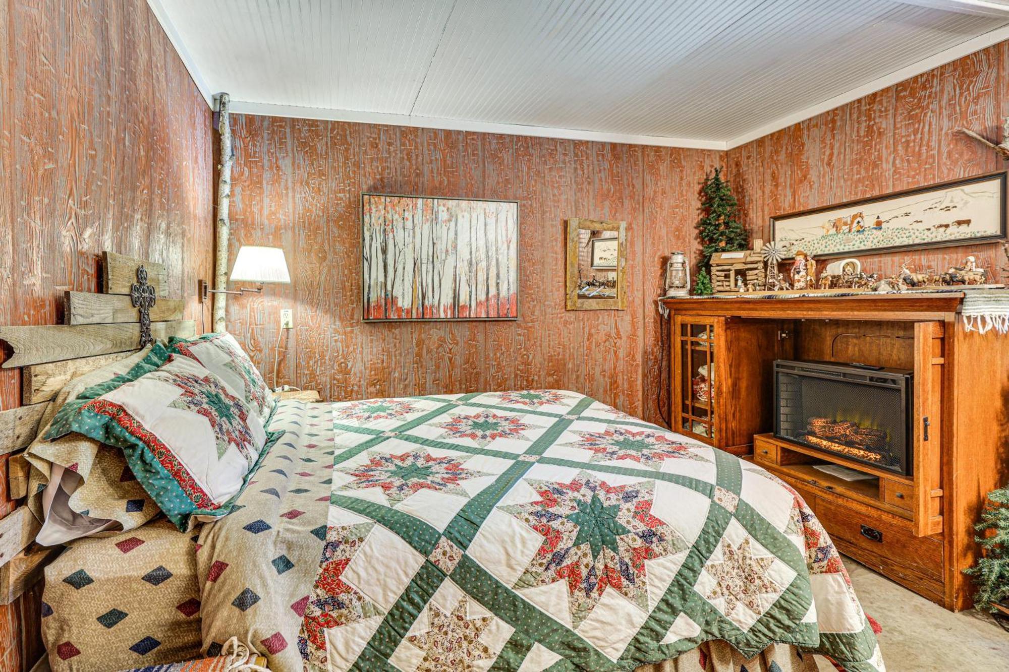 Historic Keystone Cabin Near Mount Rushmore! 외부 사진
